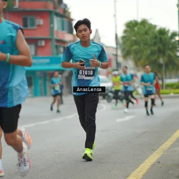 Runner Photo 8816520
