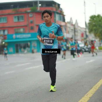Runner Photo 8816572