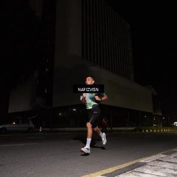 Runner Photo 8816595