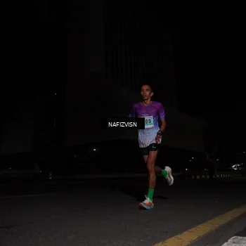 Runner Photo 8816617