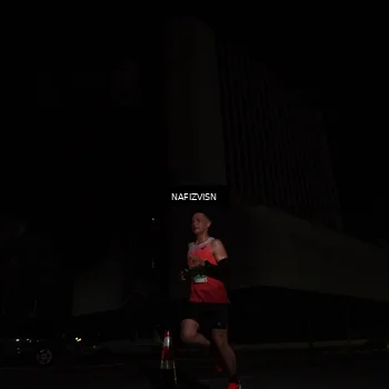 Runner Photo 8816694