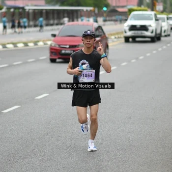 Runner Photo 8816733