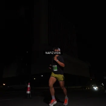 Runner Photo 8816750