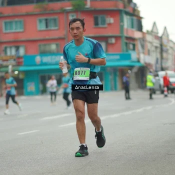 Runner Photo 8816787
