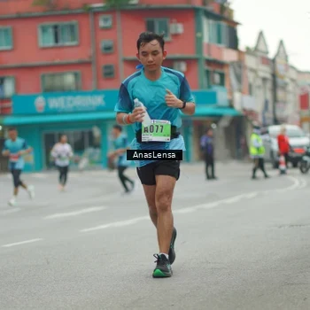 Runner Photo 8816789