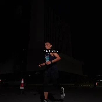 Runner Photo 8816835