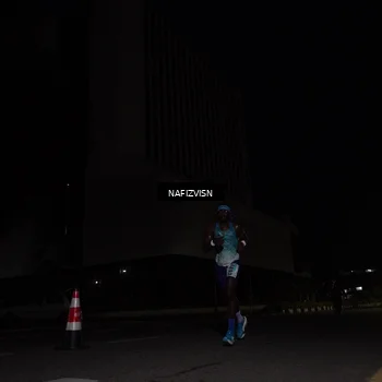Runner Photo 8816874