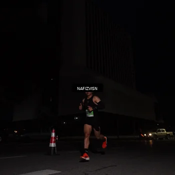 Runner Photo 8816899