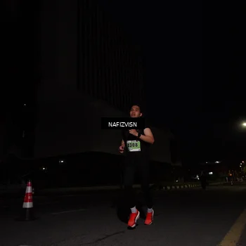 Runner Photo 8816906