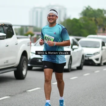 Runner Photo 8816923