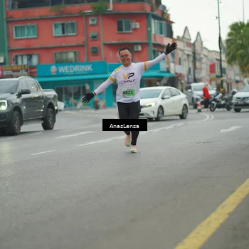 Runner Photo 8816939