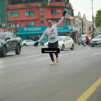 Runner Photo 8816944