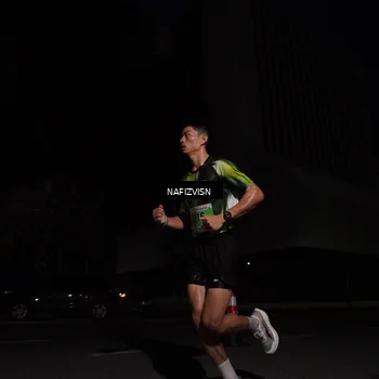 Runner Photo 8816973