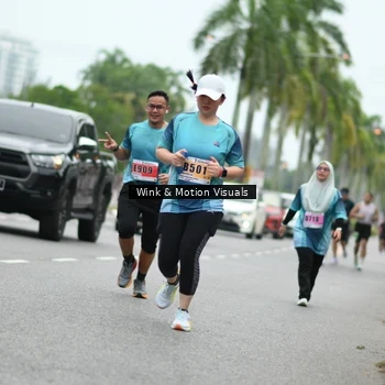 Runner Photo 8817000