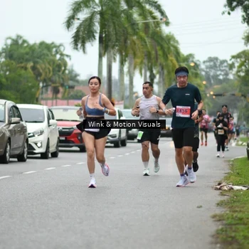 Runner Photo 8817022