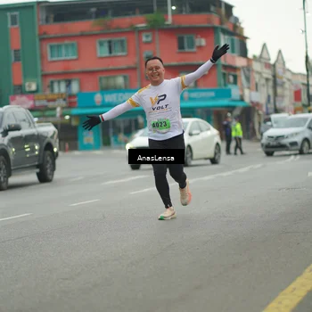 Runner Photo 8817033