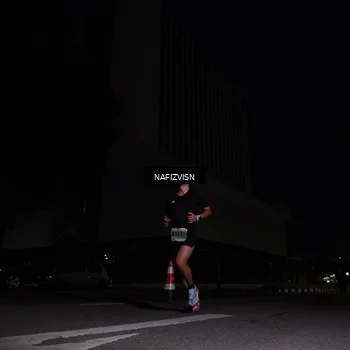 Runner Photo 8817060