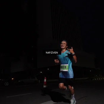 Runner Photo 8817062