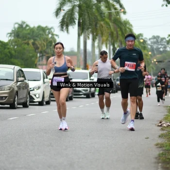Runner Photo 8817068