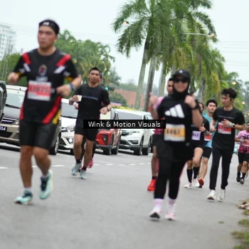 Runner Photo 8817111