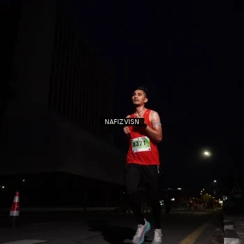 Runner Photo 8817130