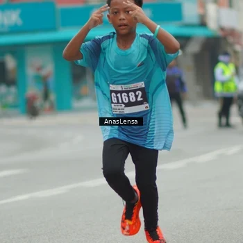 Runner Photo 8817171