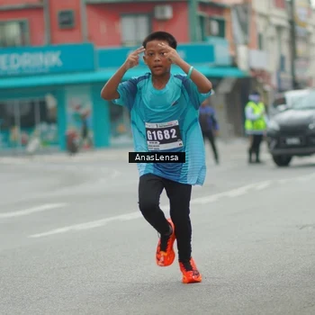 Runner Photo 8817172