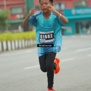 Runner Photo 8817180