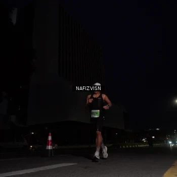 Runner Photo 8817189