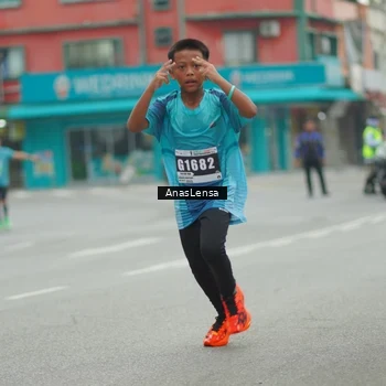 Runner Photo 8817190