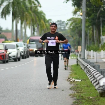 Runner Photo 8817191