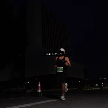 Runner Photo 8817192
