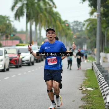 Runner Photo 8817200