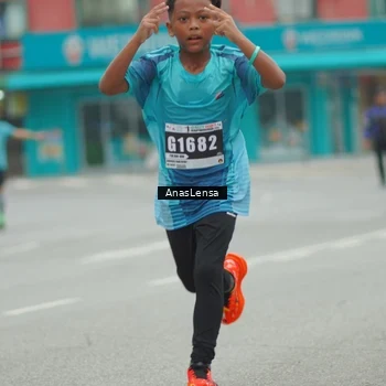 Runner Photo 8817206