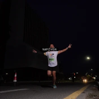 Runner Photo 8817240