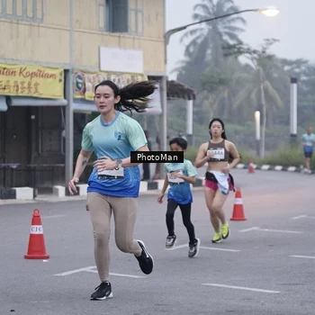 Runner Photo 8817248