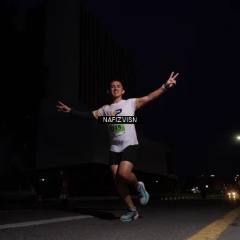 Runner Photo 8817250