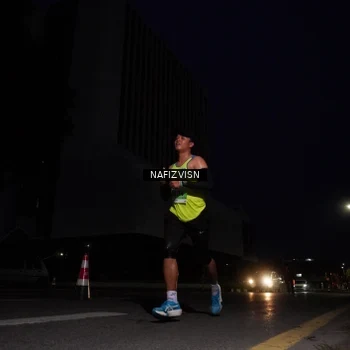 Runner Photo 8817252