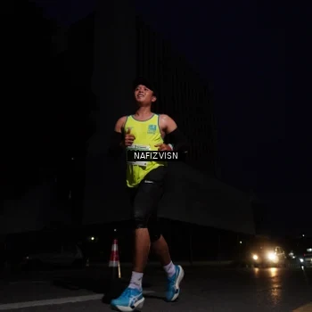 Runner Photo 8817258