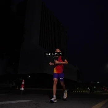 Runner Photo 8817262