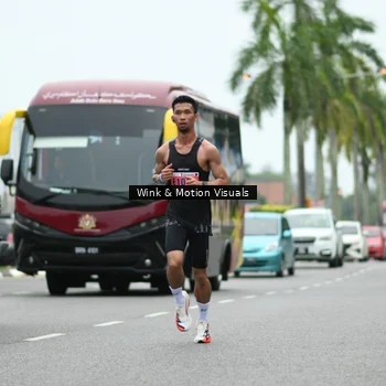Runner Photo 8817285