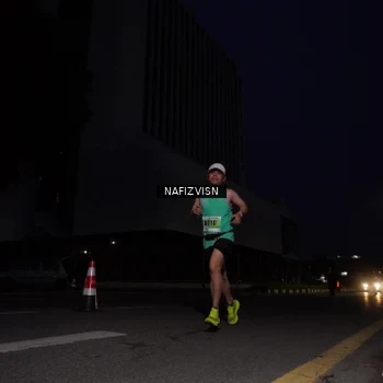 Runner Photo 8817297