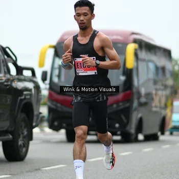 Runner Photo 8817302