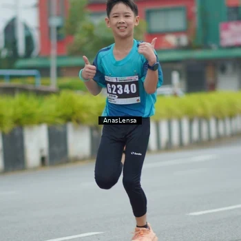 Runner Photo 8817305