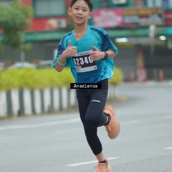 Runner Photo 8817308