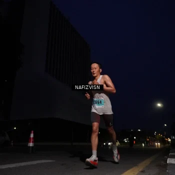 Runner Photo 8817334