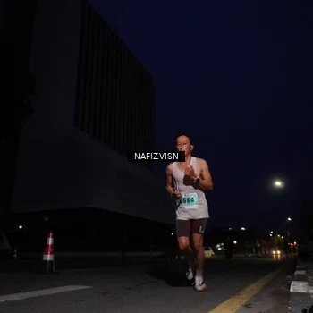 Runner Photo 8817338