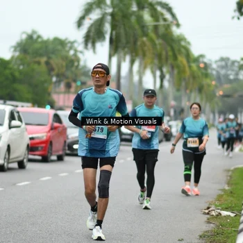 Runner Photo 8817345