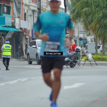 Runner Photo 8817348