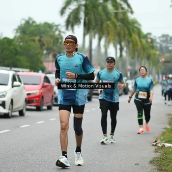 Runner Photo 8817354